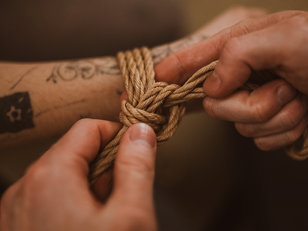 Single Column Tie (Somerville Bowline)